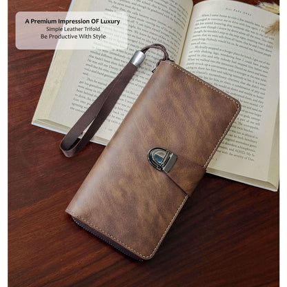 Royal Buckle Leather Wallet
