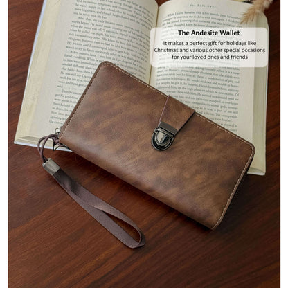 Royal Buckle Leather Wallet